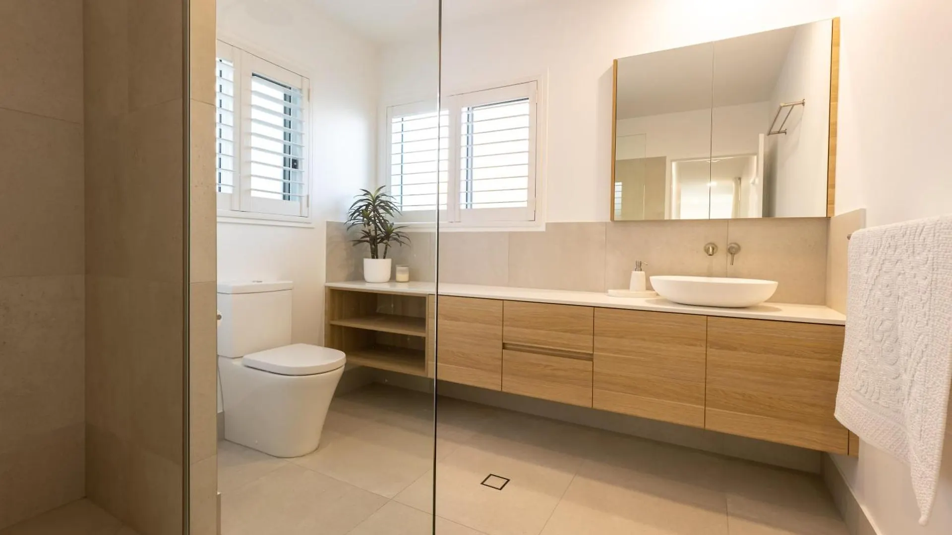 Tranquil Whitehaven Retreat In Mooloolaba Villa Semesterbostad