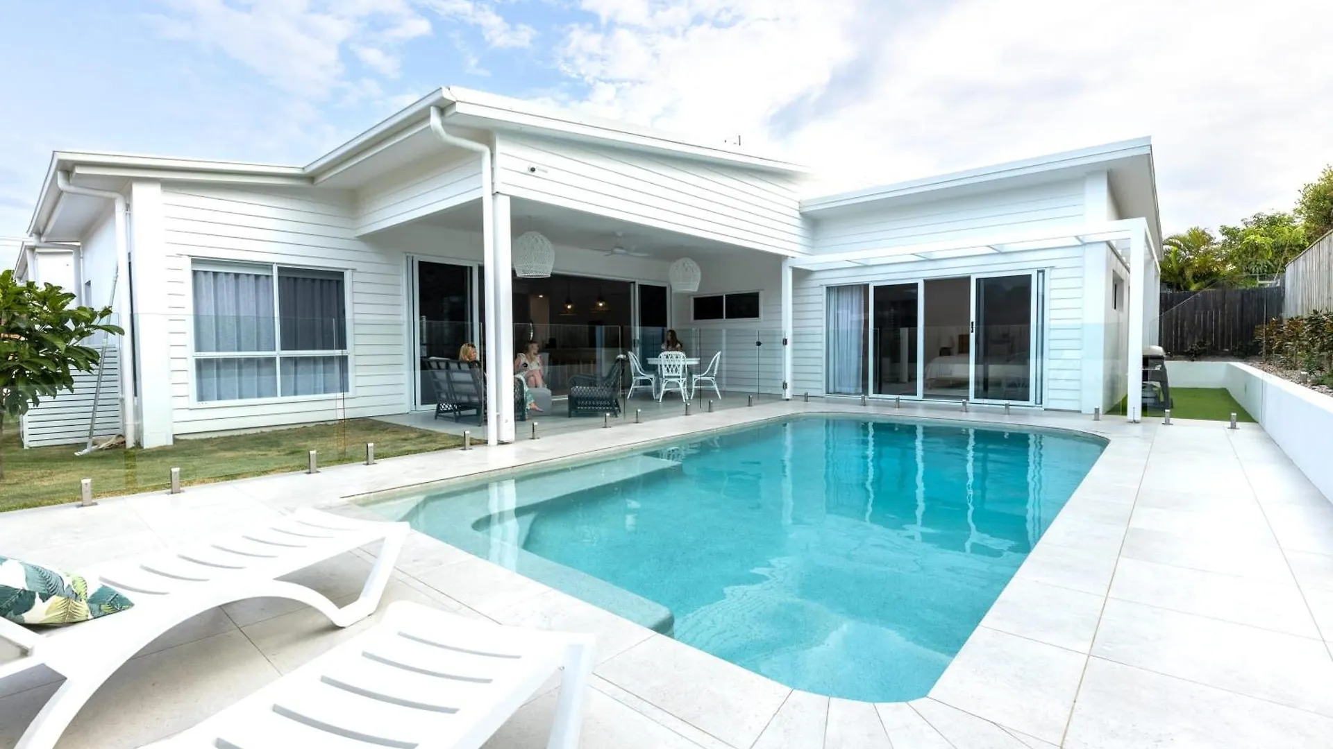 Semesterbostad Tranquil Whitehaven Retreat In Mooloolaba Villa